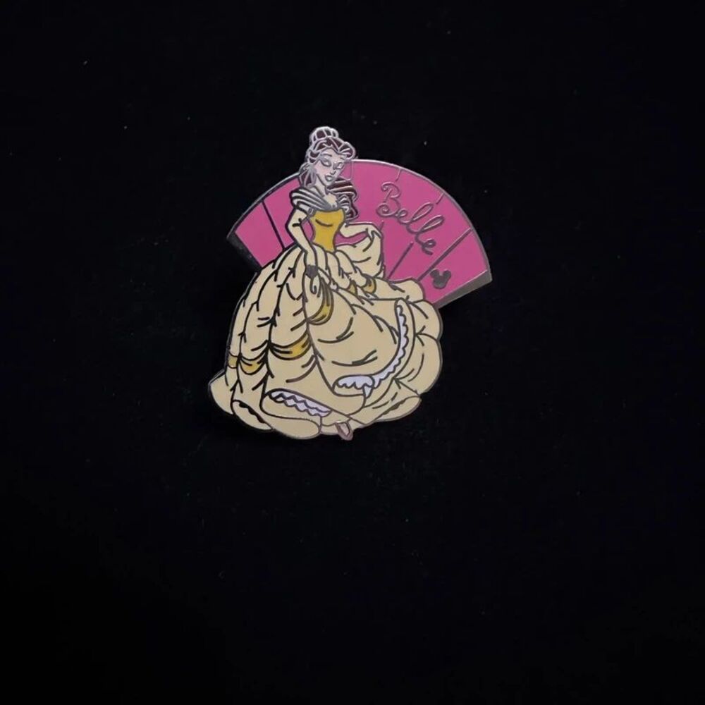 Disney Belle Princess Fan Pin 2005 Cast Lanyard Series 3 Hidden Mickey 39778